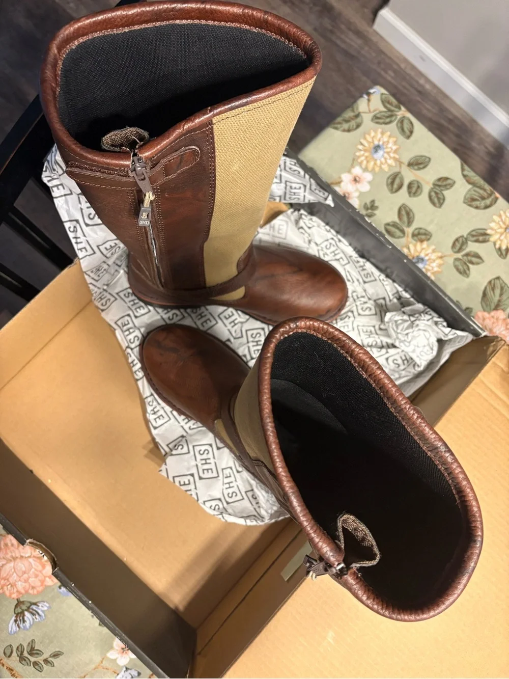 Brand New SHE Outdoor Lubbock 2.0 Waterproof Snake Boots Size 9